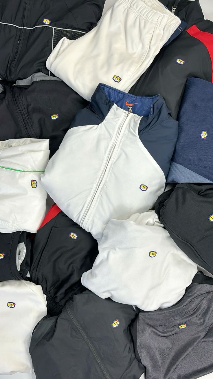 Nike vintage jackets supplier